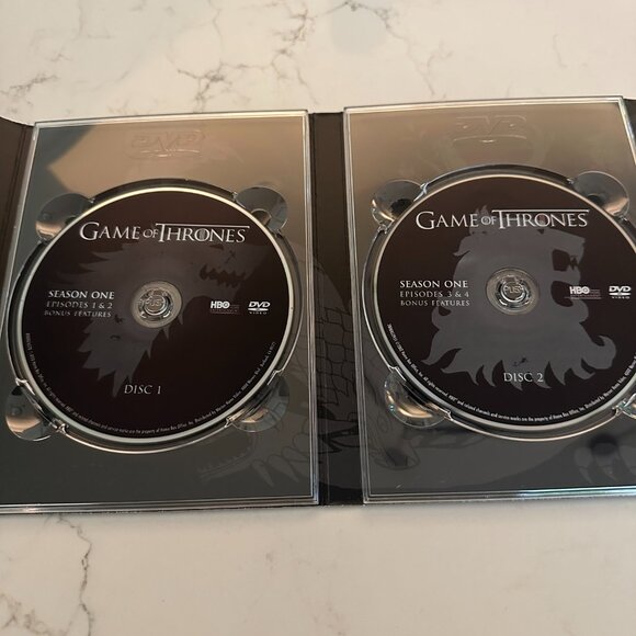 Game of Thrones The Complete First Season 5 Disc Set - Picture 8 of 10